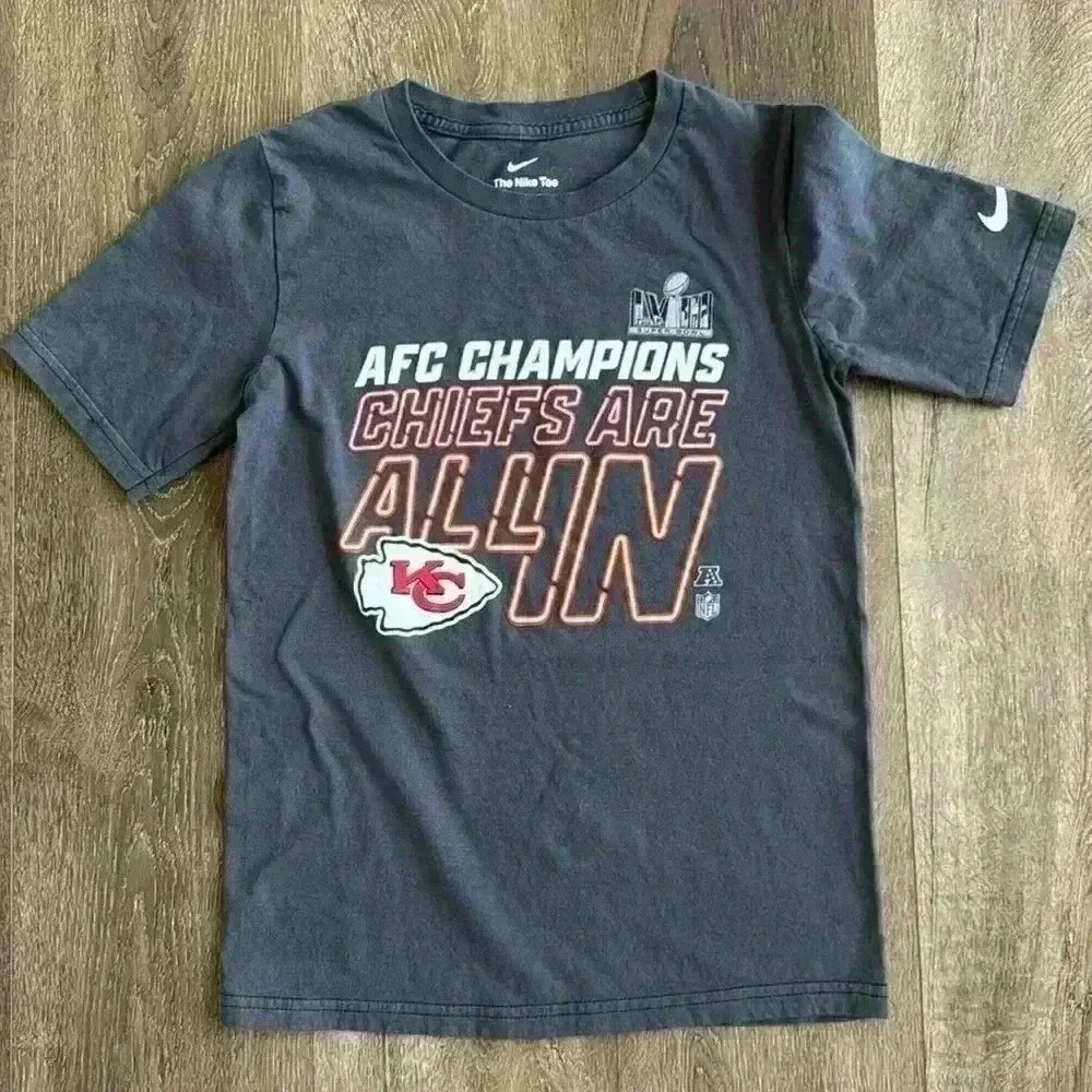 Chiefs Nike Tee AFC Champions Youth size medium